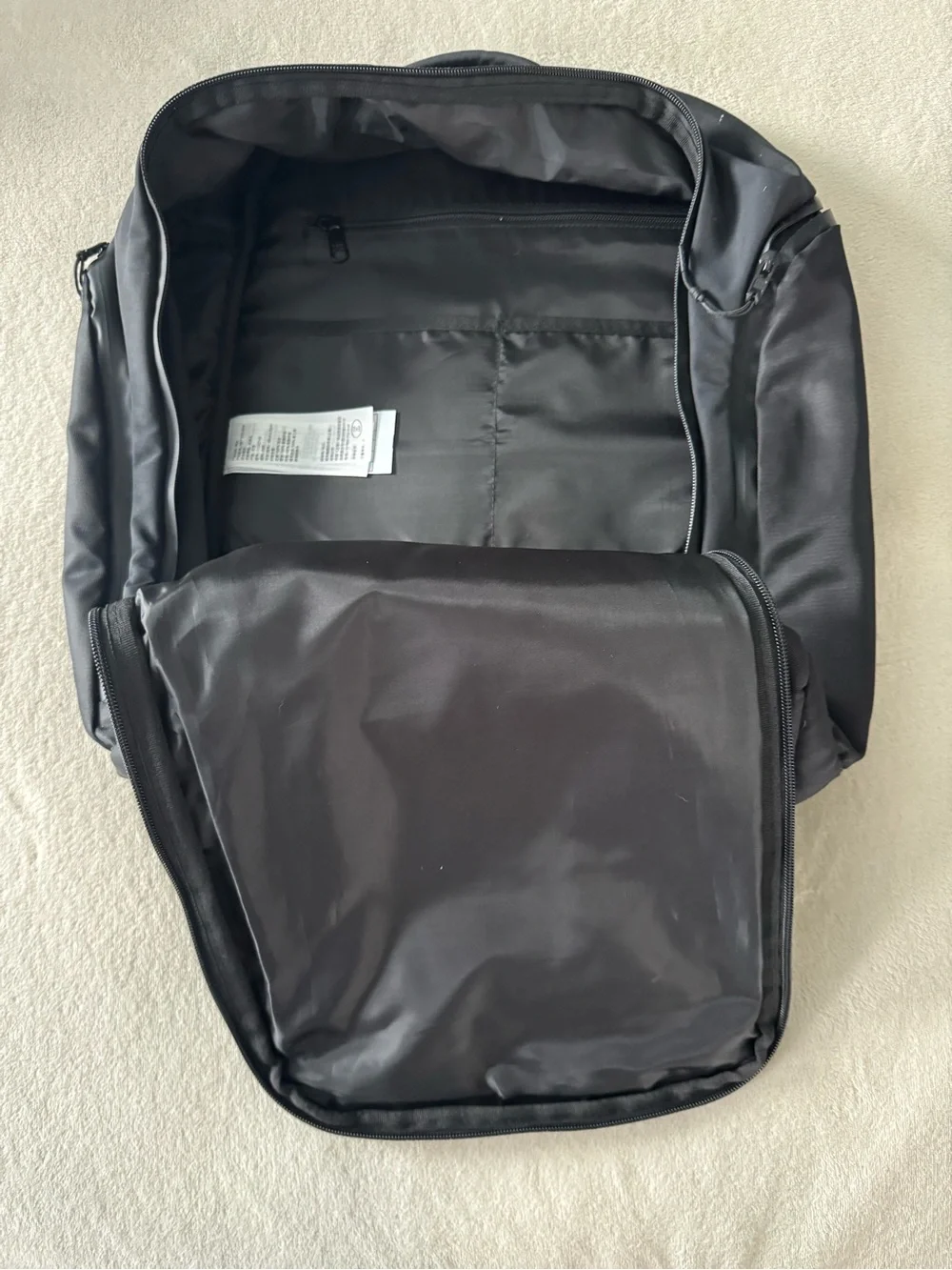 Abercrombie & Fitch sleek black